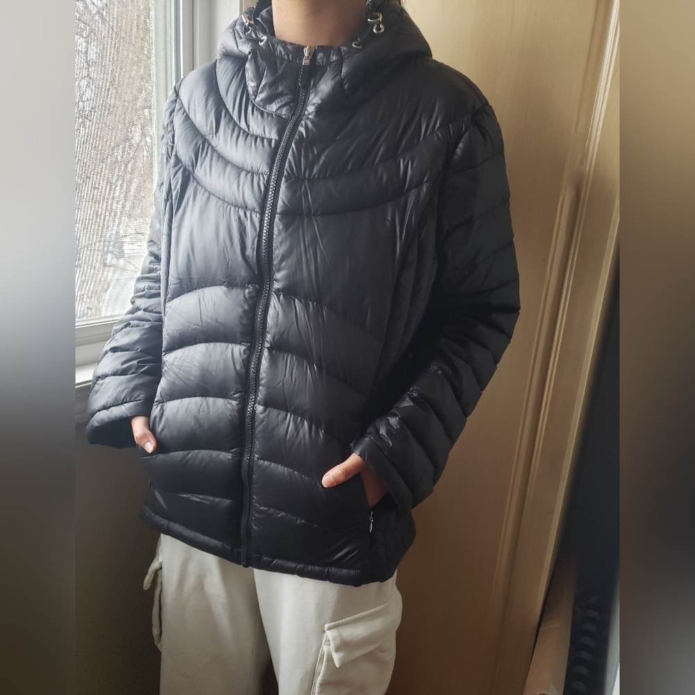 Andrew Marc Black Puffer Jacket with Hood 90% Duck Feather
